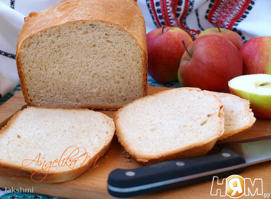 Яблочный хлеб на молоке в хлебопечке