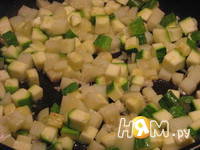 Приготовление крем-супа из цукини с форелью: шаг 4