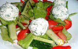 Овощной салатик с шариками