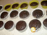 Приготовление шоколадно-банановых маффинов: шаг 4