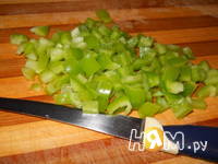 Приготовление салата с креветками и авокадо: шаг 2