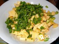 Приготовление салата с креветками и авокадо: шаг 6