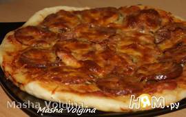 Пицца "Сальсичча" с красным перцем