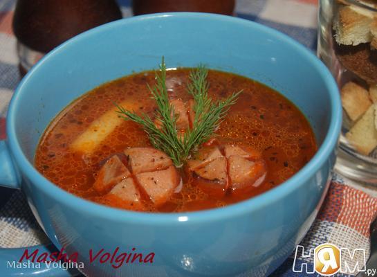 Рецепт Томатный суп с сосисками