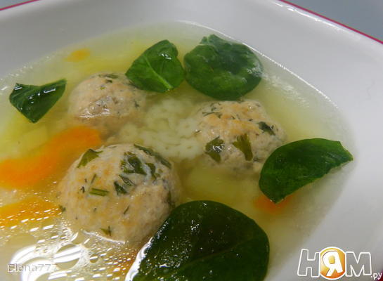Рецепт Суп с фрикадельками из сёмги и шпинатом
