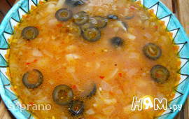 Постный томатный суп с оливками