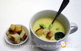 Сырный суп с брокколи в мультиварке