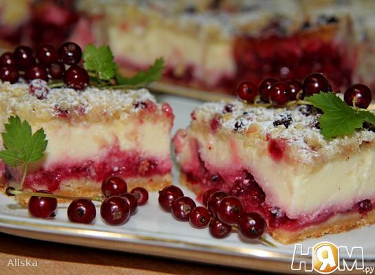 Рецепт Штрейзелевый творожный пирог с красной смородиной