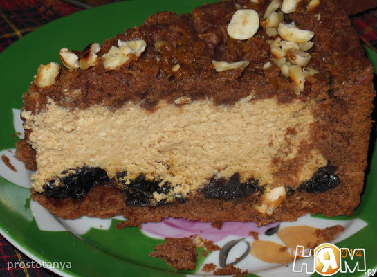 Шоколадный творожный пирог с черносливом 
