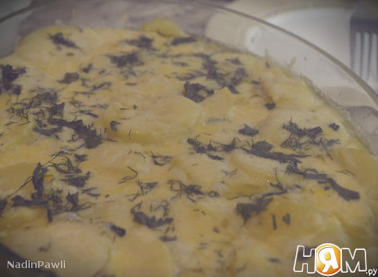Сливочно-сырная запеканка с грибами и картофелем.