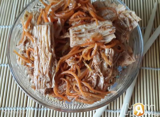 Рецепт Спаржа с морковью по-корейски
