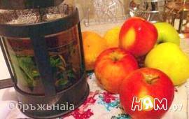 Черный чай с цитрусами, яблоком, мятой и специями