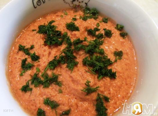 Рецепт Холодный томатный суп с грецкими орехами