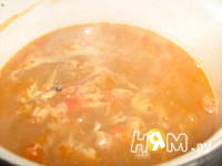 Приготовление рыбного супа с креветочными пельменями: шаг 6