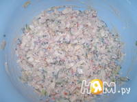 Приготовление салата из морепродуктов: шаг 2
