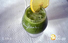 Зеленый витаминный коктейль для Кейла