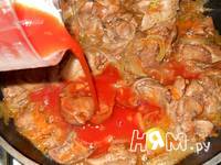 Приготовление печени тушеной в томатном соку: шаг 7