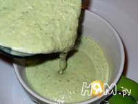Приготовление холодного крем-супа с авокадо на кефире: шаг 6
