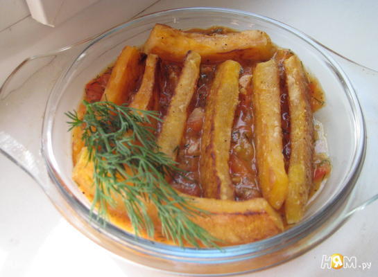 Рецепт Жареные ломтики тыквы с томатным соусом