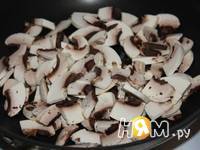 Приготовление запеканки из гречневой каши с грибами: шаг 1