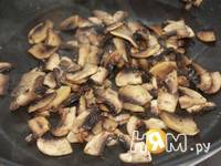 Приготовление запеканки из гречневой каши с грибами: шаг 3