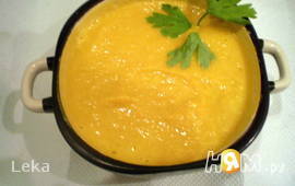 Имбирный суп с морковью и авокадо