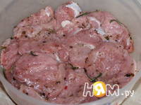 Приготовление свинины с картофелем запеченной в рукаве: шаг 5