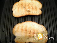 Приготовление горячих бутербродов с инжиром и сыром: шаг 1