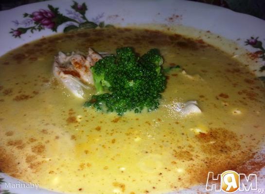 Крем-суп из брокколи и плавленого сыра