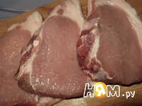 Приготовление фаршированной моцареллой свиной отбивной: шаг 2