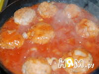 Приготовление тефтелей из семги  в томатном сойсе: шаг 10