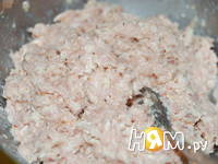 Приготовление мясного лукошка с вермишелью и сыром: шаг 5