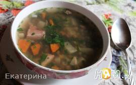 Горохово-чечевичный суп с копченостями