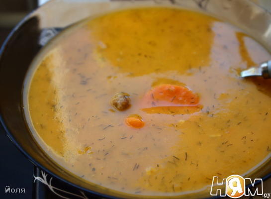 Суп-пюре из тыквы с фрикадельками