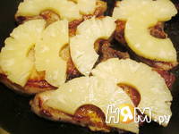 Приготовление свиной корейки под ананасами с сыром: шаг 5