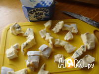 Приготовление салата с семгой и сыром дор блю: шаг 2