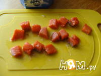 Приготовление салата с семгой и сыром дор блю: шаг 3