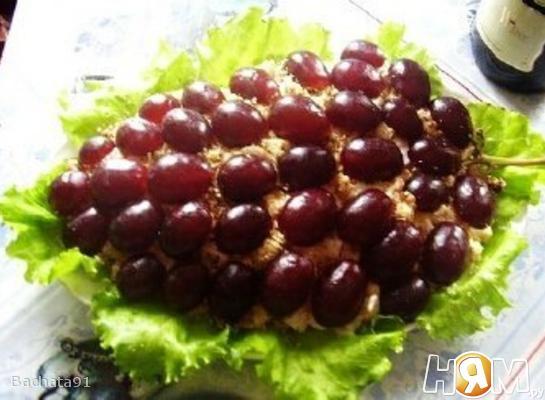 Рецепт Cалат с курицей «Гроздь винограда»