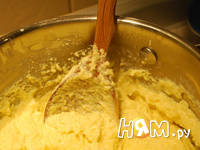 Приготовление рецепта Банош с курицей в сметанном соусе: шаг 2