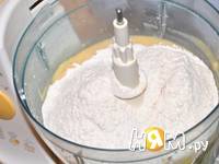 Приготовление бананового кекса с орехами: шаг 4