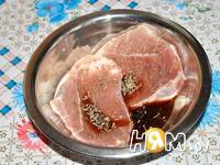 Приготовление свиного стейка-гриля: шаг 2