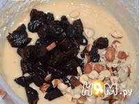 Приготовление медового пирога с черносливом и орехами: шаг 3