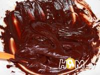 Приготовление торта с черносливом и шоколадом: шаг 3