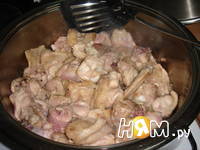 Приготовление плова из курицы с изюмом: шаг 3
