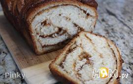 Сладкий хлеб с варенной сгущенкой и орехами