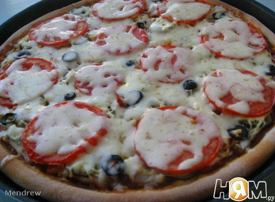 Рецепт Пицца с грудинкой и чесноком