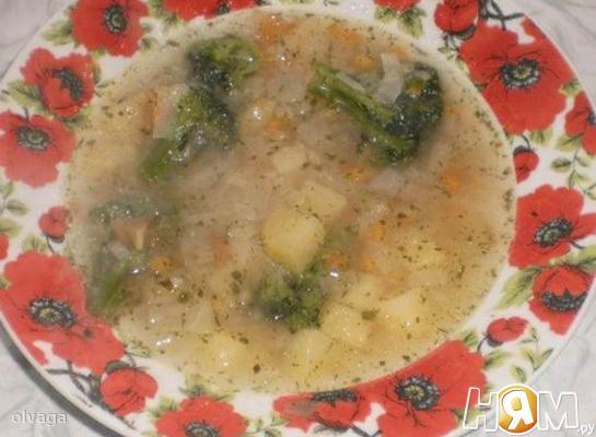Овощной суп с капустой брокколи