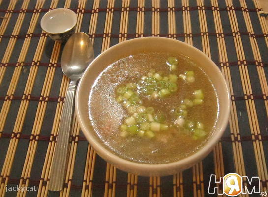 Китайский суп с грибами и курицей