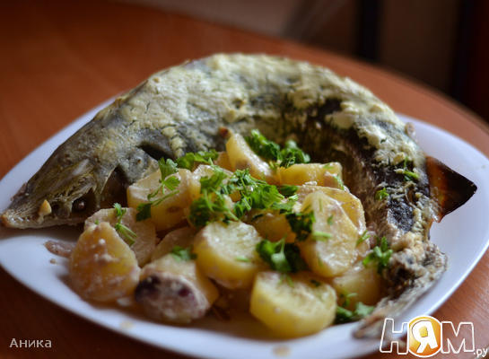 Рецепт Стерлядь запеченная в духовке с картофелем