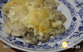 Курица с грибами под картофельно-сырной шубой